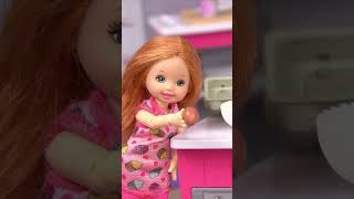 Bebes de Barbie Sorprenden a Mama [upl. by Marie-Jeanne]