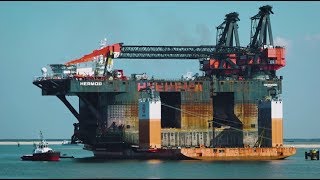 Dockwise Vanguard loading Hermod [upl. by Aggie518]