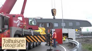 Brandweerwagen op zijn kant voor eigen kazerne in Rotterdam [upl. by Holly-Anne491]