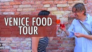 Venice Food Tour Rialto Markets amp Cicchetti Tasting with Wine  Walks of Italy [upl. by Htnamas]