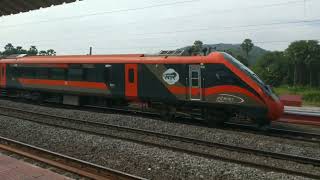 Secunderabad Raxual Express and Visakhapatnam Secunderabad Vande Bharat Express [upl. by Aisirtap]