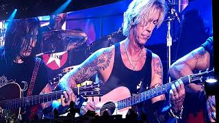 Guns N Roses live  Patience with Blackbird intro  Tottenham Hotspur Stadium London 2022 [upl. by Hotze]