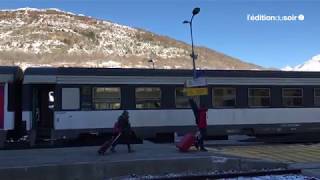 Voyage à bord d’un des derniers trains de nuit français [upl. by Isaiah696]