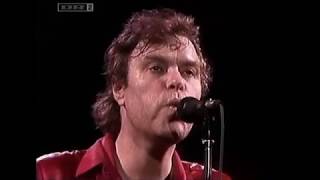 Kim Larsen  Papirsklip Cirkusbygningen 1984 [upl. by Ringler71]