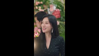 Kim Jiwon speaking English in QueenofTears KimSoohyun KimJiwon Netflix [upl. by Annahsat739]