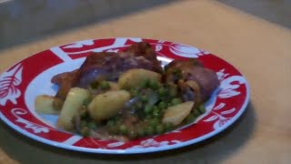 Agnello con patate e piselli [upl. by Lennahs]