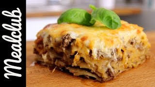 Lasagne mit Creme Fraîche Hackfleisch  MealClub [upl. by Ahsekal224]