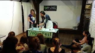 Agáta Hrůšová – workshop výroba domácí drogerie VeganFest 2017 [upl. by Itak]