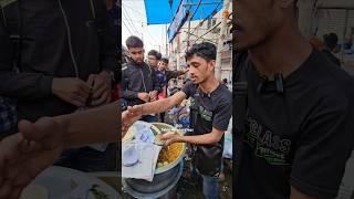 রাজু দার পরোটা খেতে হলে লাইন দিতে হবে কট লাইনে পরোটা হবে না shorts ytshorts rajuda [upl. by Nivonod]