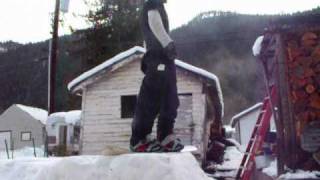 Dan The Man Snowboarding the New Years Back Yard Snow Pipe 09 [upl. by Aneala]