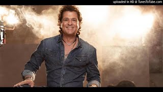 El contrabandista Carlos Vives [upl. by Eilerua]