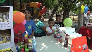 Estudiantes celebran Feria del Emprendimiento en parque Los Pinitos de Veracruz [upl. by Eenerb]