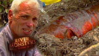 Catching A Giant Electric Eel With Rubber Gloves  EEL  River Monsters [upl. by Dodge]