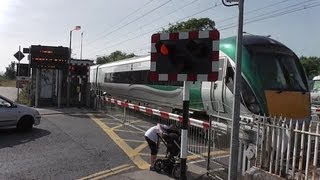 Level Crossing  Merrion Road Dublin [upl. by Einreb127]