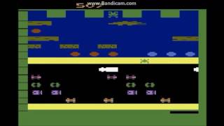 Frogger Atari 2600 Gameplay [upl. by Assyral]