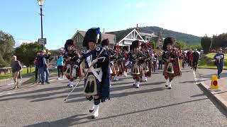 Braemar Gathering 2017  Blairgowrie Rattray amp Dist Pipe Band march through Braemar in Scotland [upl. by Lertnek]