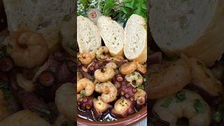 Pulpo con Gambas al Ajillo Especial Navidad 🎄😋👍 shorts reels [upl. by Idorb]