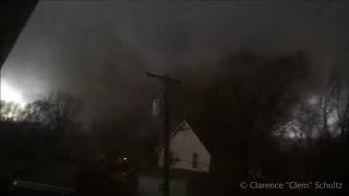 MAN FILMS MONSTER TORNADO HITTING HIS HOUSE Fairdale IL Tornado [upl. by Renwick]