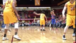 Markeith Cummings soars for the thundering twohand alleyoop slam [upl. by Ammeg279]