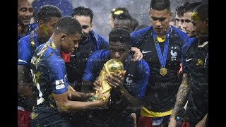 LES BLEUS 2018  AU COEUR DE LEPOPEE RUSSE  COMMENTE PAR LUIGI Drole [upl. by Dasi24]