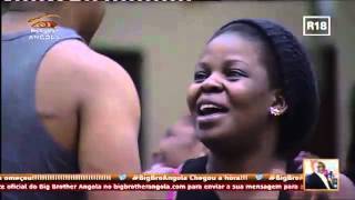 Big brother Angola  Larama beija Sandra [upl. by Rhoda]