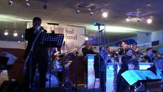 Wayne Bergeron with the Holland Big Band play COUNTRY ROAD [upl. by Llerruj14]