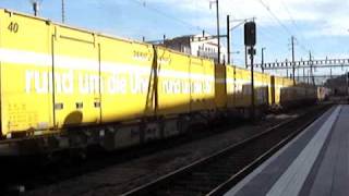 Re 66 quot11687 Bischofszellquot amp quot11639 Murtenquot amp Re 44 II quot11313quot mit Postzug in Olten [upl. by Wilmott]