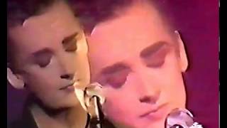 Boy George  Don´t cry  da MUSICA E  Italian TV 1988 [upl. by Rubenstein]