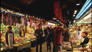 Barcellona  Mercato de La Boqueria [upl. by Ynneg]