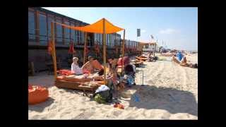 Strandpaviljoen Castricum aan zee Zoomers [upl. by Arimak]