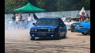 BMW E34 LEAVING A CAR SHOW [upl. by Eener]