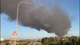 Vasto incendio in zona Bellavista a Taranto [upl. by Ardine]