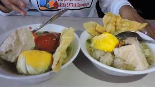 Bakso Enak amp Lengkap Di Gandasuli BrebesCumaRp12000 Part 1 [upl. by Zanas300]