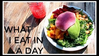 20 What I Eat In A Day in LA  Niomi Smart [upl. by Gusta197]