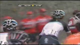 Un sacré numéro sur le Tour de France 2011 [upl. by Norrehc]