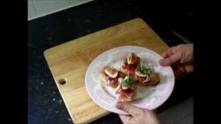 PROSCIUTTO DI PARMA HAM amp FIG  MINT OR BASIL CROSTINI CICCHETTI RECIPE HOW TO MAKE [upl. by Damali]