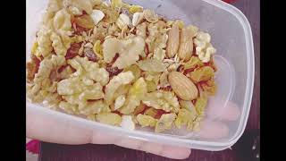 Easy amp Healthy Breakfast for busy MomsMuesli [upl. by Diarmid]