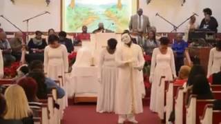 Tasha Cobbs Put a praise on it praise dance Gods Glory praise [upl. by Elbart]