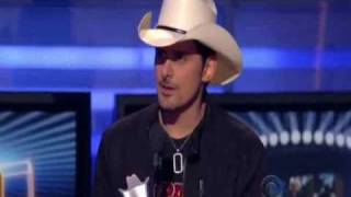 Brad Paisley Male Vocalist of the Year 2011 [upl. by Myca10]