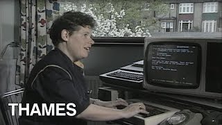 How to send an E mail  Database  Retro Computers  Early E mail  1980s Technology  1984 [upl. by Nason]