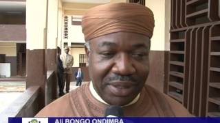 Le Président Ali Bongo Ondimba et sa famille sinscrivent sur les listes électorales biométriques [upl. by Anayk717]