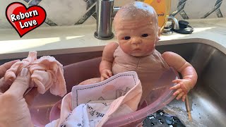 Reborn baby Sophie gets a bath How To Wash Your Reborn Doll [upl. by Yttel]