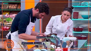 Eneko ¡¡NO PUEDE CON OFELIA  MasterChef 11 [upl. by Nehemiah]