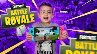 NIÑO DE 5 AÑOS JUEGA AL FORTNITE EN LA SWITCH POR PRIMERA VEZ [upl. by Lipman]