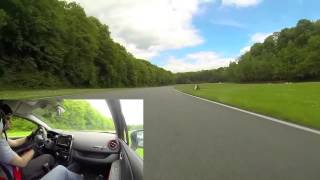 Clio 4 RS 200 EDC sur le circuit de Folembray [upl. by Ahselrak]