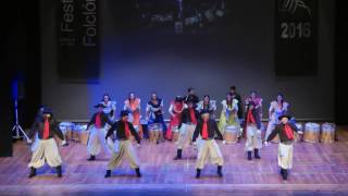 Argentinian folk dance Malambo amp Boleadoras [upl. by Alexandrina]