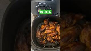 Crispy Air Fryer Chicken Wings in 15 Minutes 🤯🔥 shorts food [upl. by Fotzsyzrk]