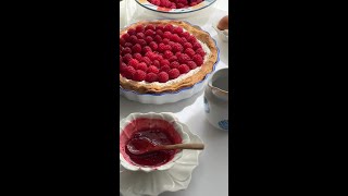 Irresistible Raspberry Cream Pie Easy Flaky Dessert [upl. by Rolfe904]