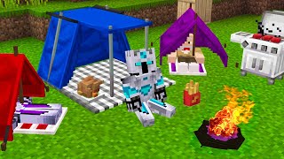 Kita Camping di Tengah Hutan Minecraft Malam Datang [upl. by Ysak631]