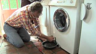 Tips tegen een stinkende wasmachine [upl. by Eiramanit]